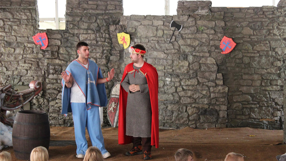 actors in medieval dress
