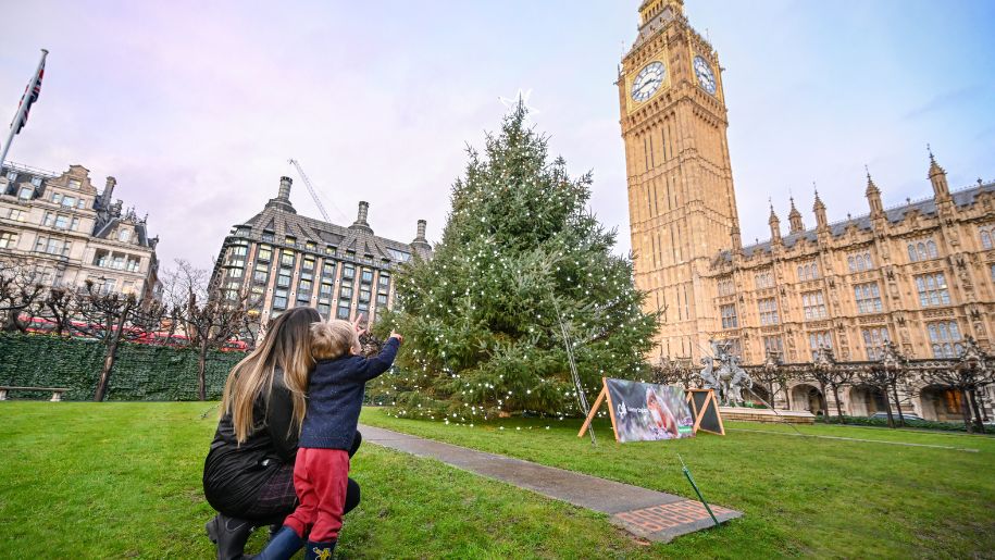 child and mother big ben