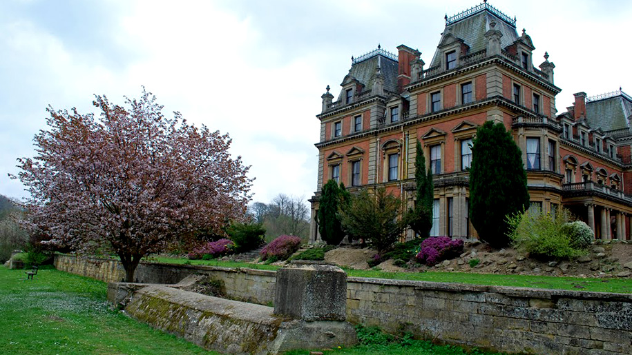 manor house