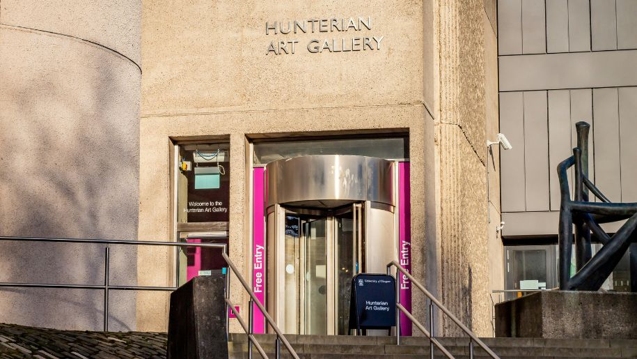 Hunterian art gallery front door
