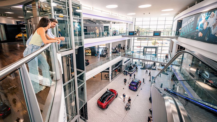 Overview of cars at Mercedes-Benz World