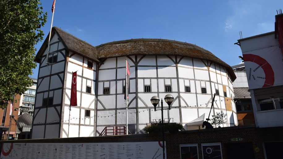The outside view of Shakespeare's Globe London