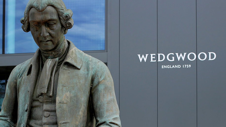 statue outside World of Wedgwood in Stoke-on-Trent
