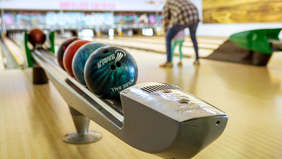 ten pin bowling