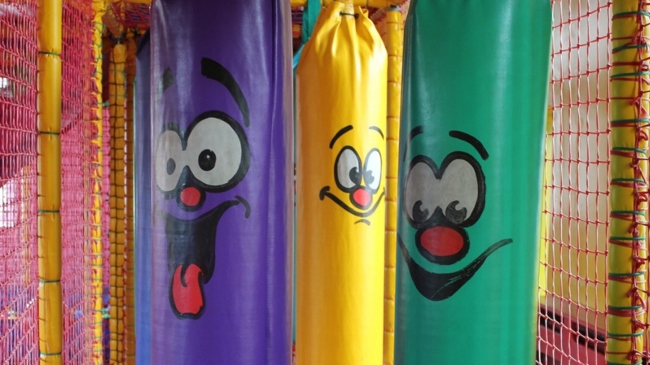 soft play hanging bags