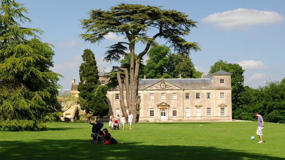 exterior of Lydiard Park and House