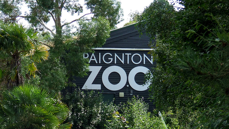 Paignton Zoo entrance to zoo