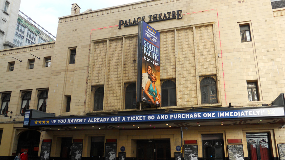 Palace Theatre Manchester - Places to go | Lets Go With The Children