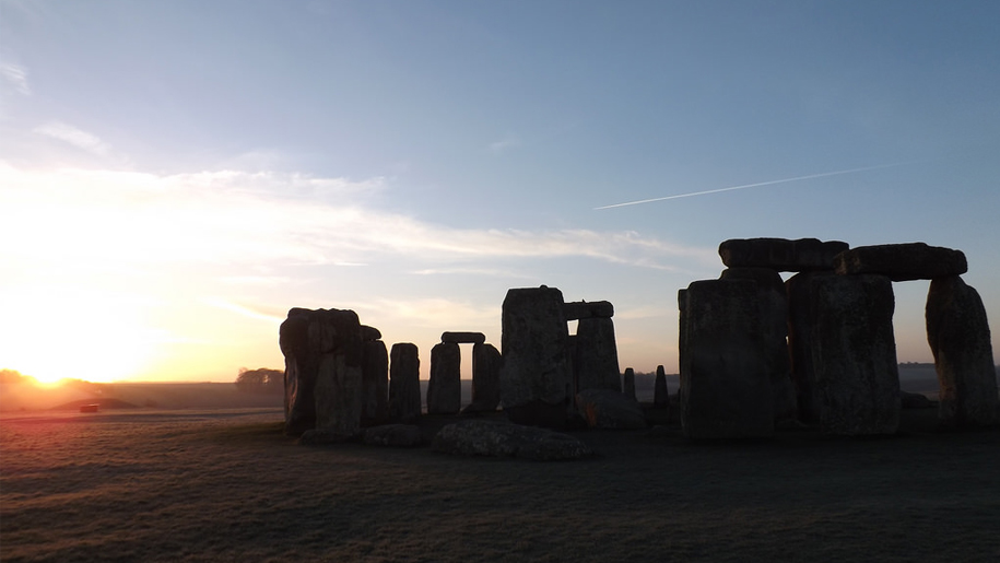stonehenge silhouette