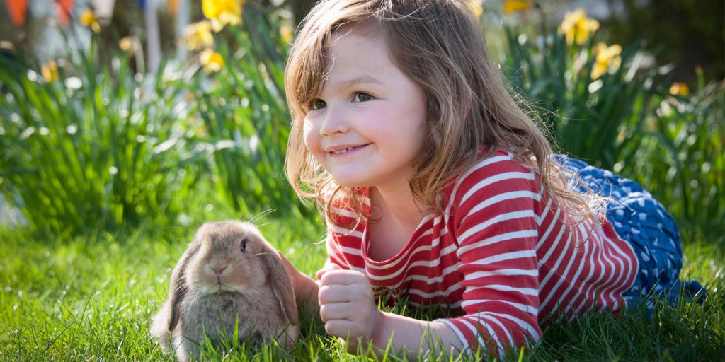 girl with rabbit