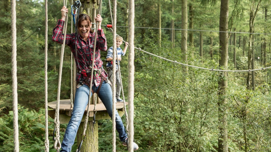 Go Ape Tree Top Adventure Crathes Castle Places To Go Lets Go With The Children