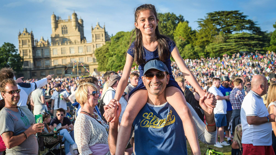 Family crowd shot