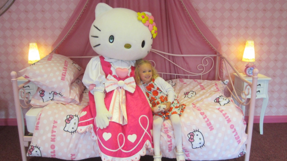 Hello Kitty and girl at Drusillas Park