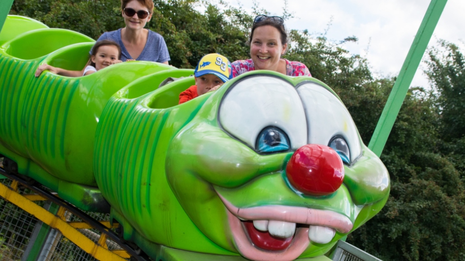 twinlakes caterpillar ride