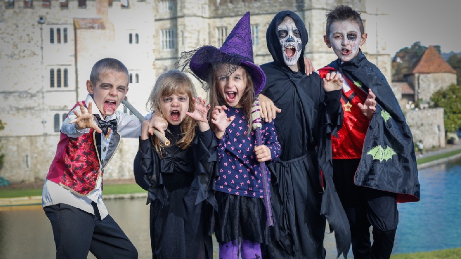 Leeds Castle - Halloween - children dressed in scary costumes