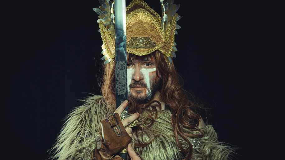 viking man dress up reenactment