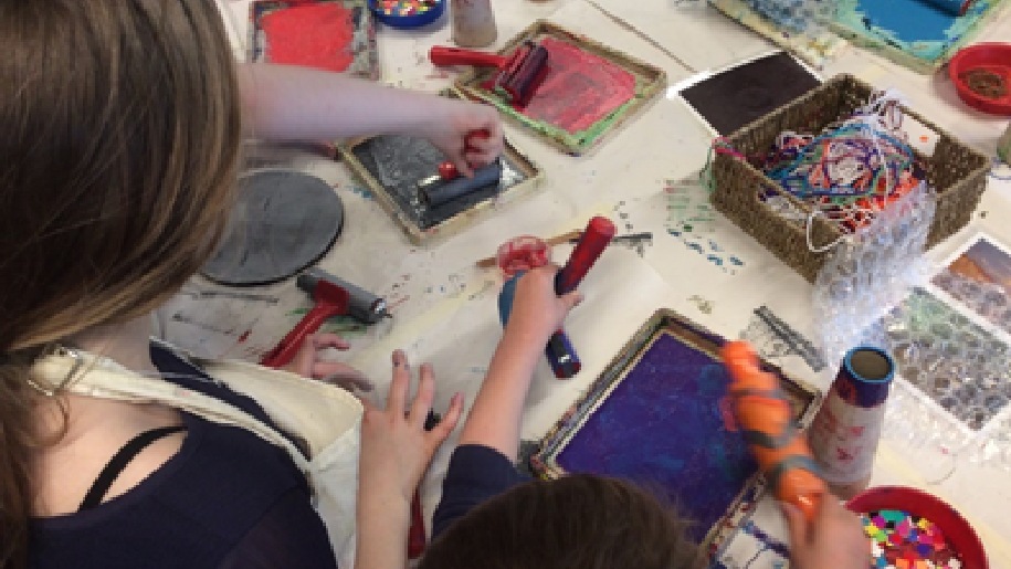 Watts Gallery - Make space - children creating art with paint and rollers
