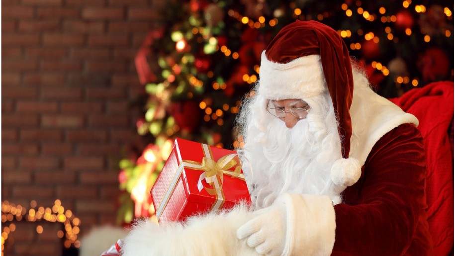 Visit Santa in the Enchanted Christmas Kingdom at Hatton Adventure World.