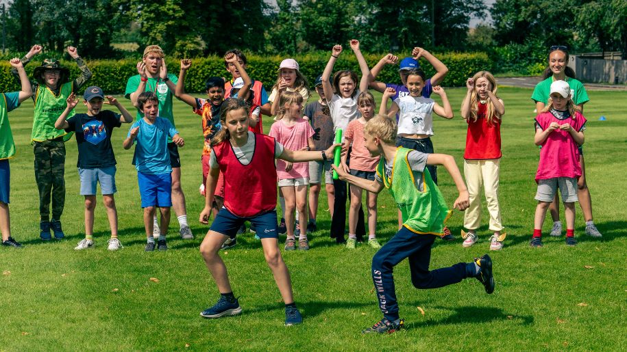 Children running a replay race Ultimate Activity Camps 