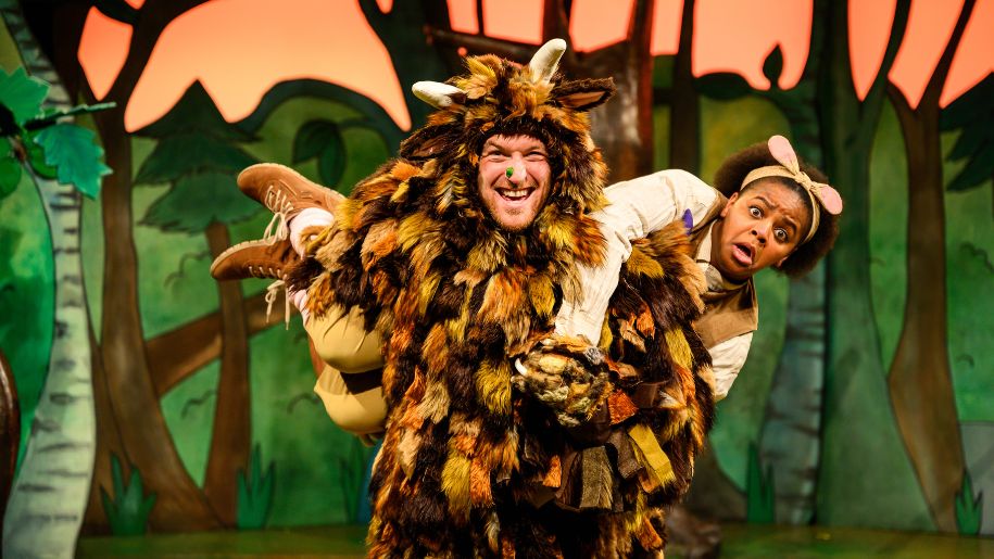 The cast of The Gruffalo on stage at Yvonne Arnaud