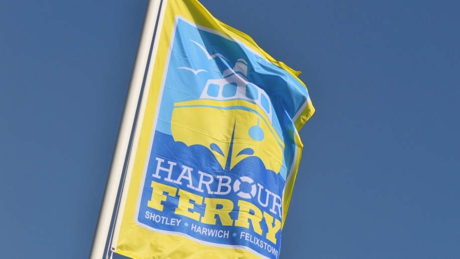 Yellow and blue flag of Harwich Harbour Ferry.