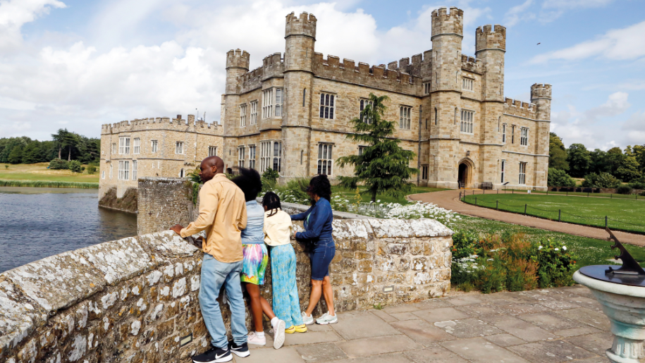 family at leeds acastle