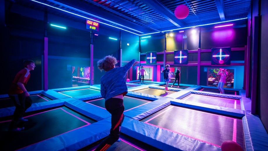 Visitor playing Dodge Attack at Airhop.