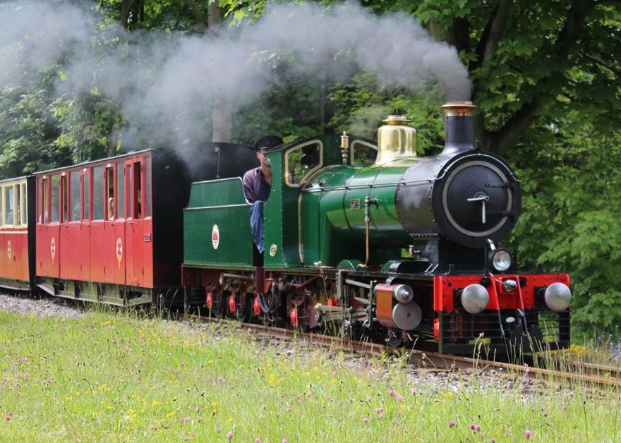 Kirklees Light Railway steam train